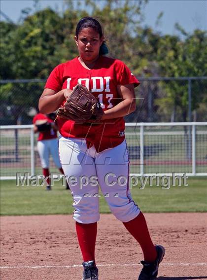 Thumbnail 1 in St. Francis vs. Lodi photogallery.