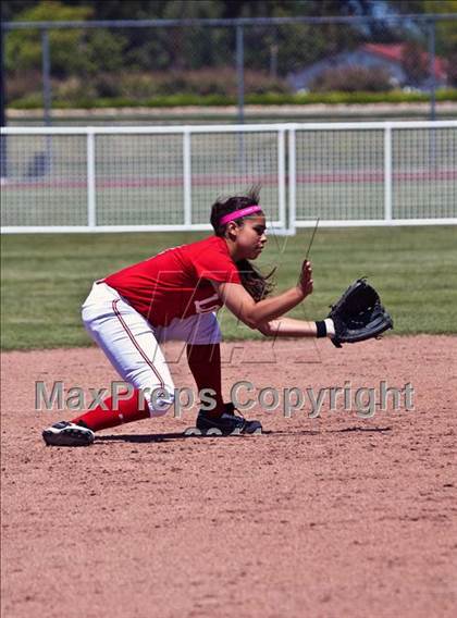 Thumbnail 2 in St. Francis vs. Lodi photogallery.