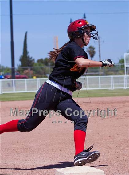 Thumbnail 2 in St. Francis vs. Lodi photogallery.
