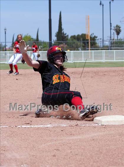 Thumbnail 2 in St. Francis vs. Lodi photogallery.