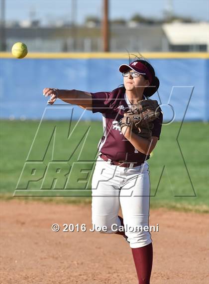 Thumbnail 1 in John F. Kennedy vs Highlands (South San Tournament) photogallery.