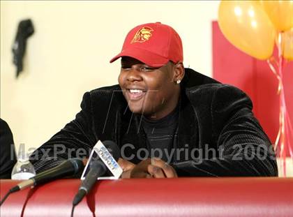 Thumbnail 3 in Renardo Sidney College Annoucement @ Fairfax High School photogallery.