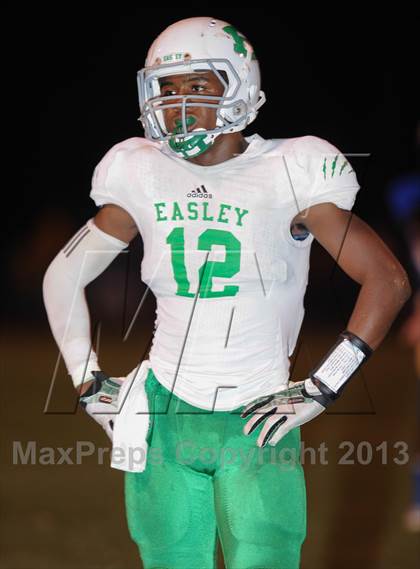 Thumbnail 3 in Easley @ Wren (MaxPreps Rivalry Series) photogallery.