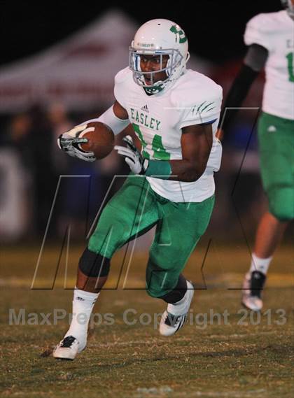 Thumbnail 3 in Easley @ Wren (MaxPreps Rivalry Series) photogallery.