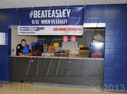 Thumbnail 1 in Easley @ Wren (MaxPreps Rivalry Series) photogallery.