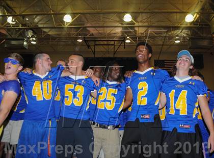 Thumbnail 1 in Easley @ Wren (MaxPreps Rivalry Series) photogallery.