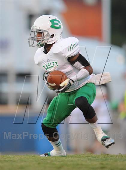 Thumbnail 3 in Easley @ Wren (MaxPreps Rivalry Series) photogallery.