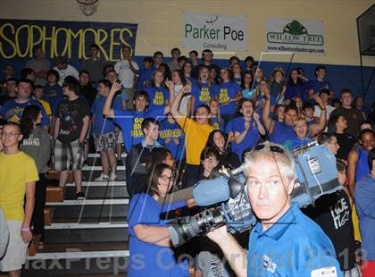 Thumbnail 2 in Easley @ Wren (MaxPreps Rivalry Series) photogallery.