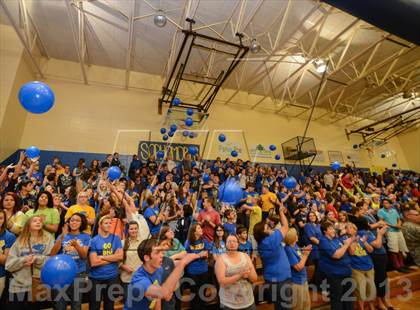 Thumbnail 2 in Easley @ Wren (MaxPreps Rivalry Series) photogallery.
