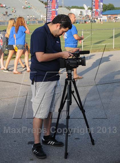 Thumbnail 1 in Easley @ Wren (MaxPreps Rivalry Series) photogallery.
