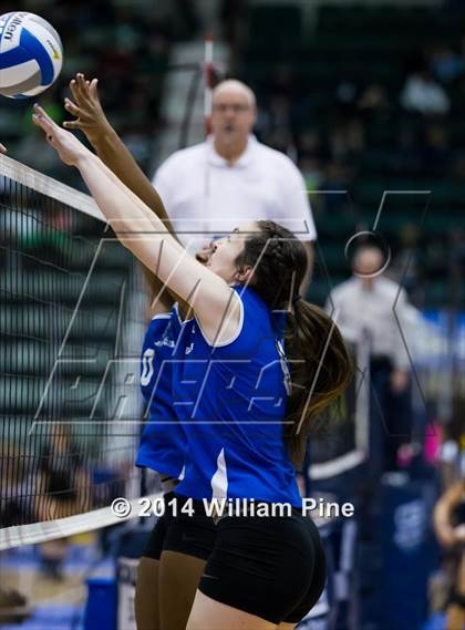 Thumbnail 2 in Hudson Falls vs. Elwood-Glenn (NYSPHSAA Class B Pool Play) photogallery.