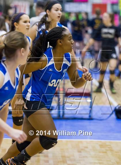 Thumbnail 2 in Hudson Falls vs. Elwood-Glenn (NYSPHSAA Class B Pool Play) photogallery.