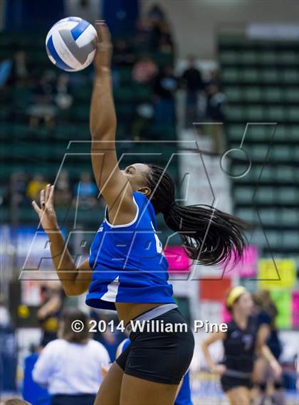 Thumbnail 2 in Hudson Falls vs. Elwood-Glenn (NYSPHSAA Class B Pool Play) photogallery.