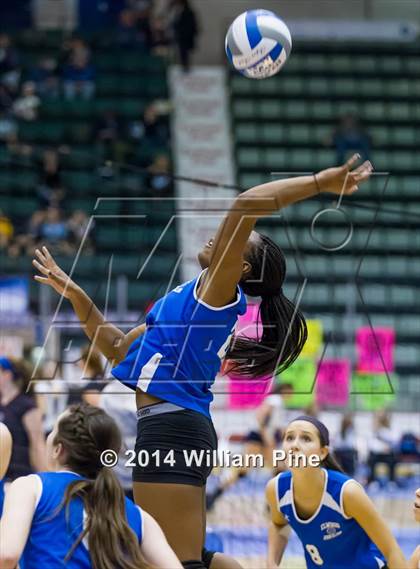 Thumbnail 3 in Hudson Falls vs. Elwood-Glenn (NYSPHSAA Class B Pool Play) photogallery.