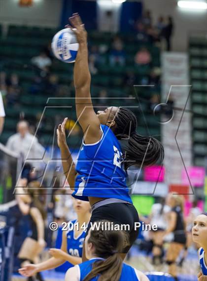 Thumbnail 2 in Hudson Falls vs. Elwood-Glenn (NYSPHSAA Class B Pool Play) photogallery.
