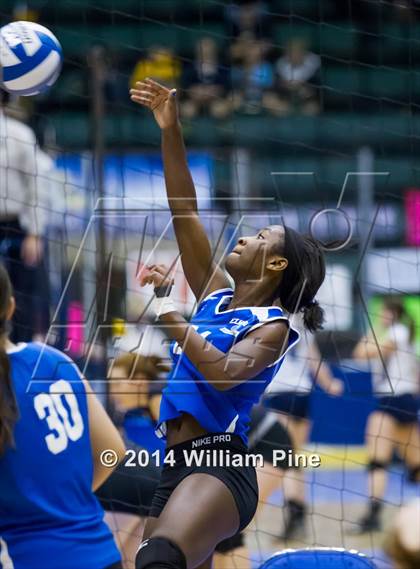 Thumbnail 2 in Hudson Falls vs. Elwood-Glenn (NYSPHSAA Class B Pool Play) photogallery.