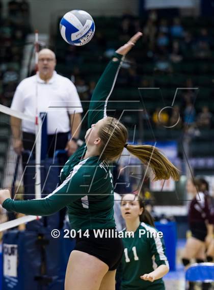Thumbnail 1 in Hudson Falls vs. Elwood-Glenn (NYSPHSAA Class B Pool Play) photogallery.