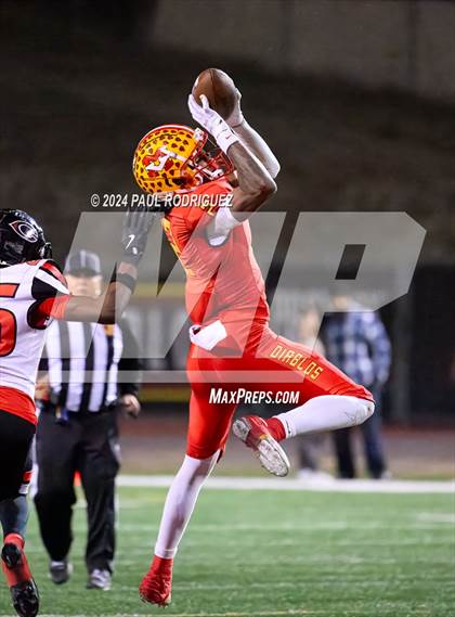 Thumbnail 1 in Mission Viejo vs Centennial (CIF SS Division 1 Quarterfinal) photogallery.