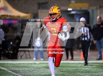 Thumbnail 2 in Mission Viejo vs Centennial (CIF SS Division 1 Quarterfinal) photogallery.