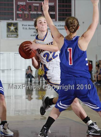 Thumbnail 1 in Hamilton vs. Durham (CIF NS D5 Final) photogallery.