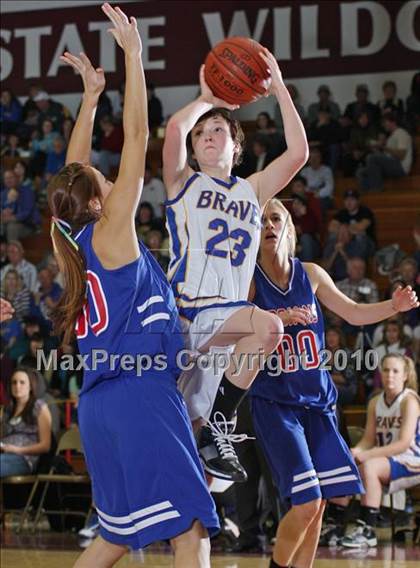 Thumbnail 3 in Hamilton vs. Durham (CIF NS D5 Final) photogallery.