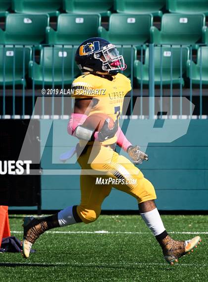 Thumbnail 3 in Bishop Kearney/Rochester Prep @ University Prep photogallery.