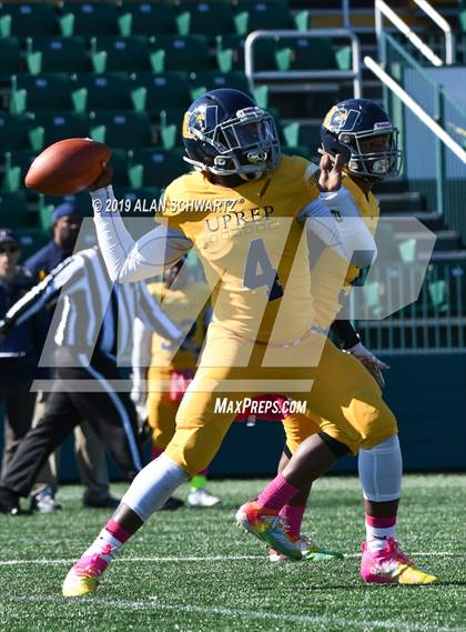 Thumbnail 2 in Bishop Kearney/Rochester Prep @ University Prep photogallery.