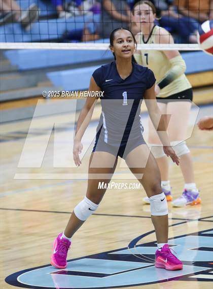 Thumbnail 3 in Draughn @ Foard photogallery.