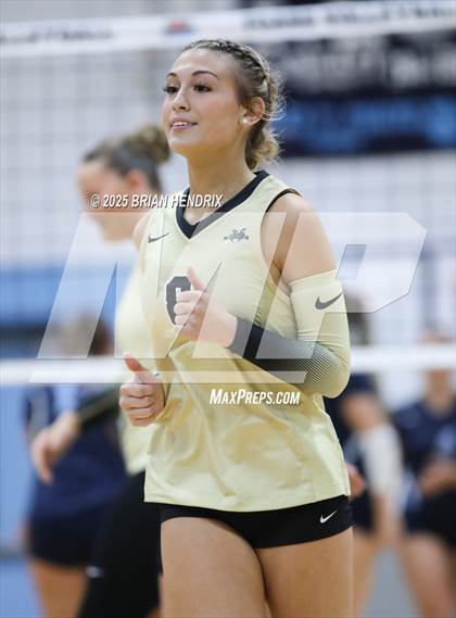 Thumbnail 3 in Draughn @ Foard photogallery.