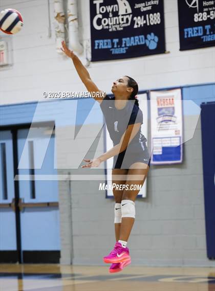 Thumbnail 3 in Draughn @ Foard photogallery.