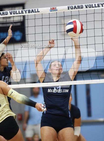 Thumbnail 2 in Draughn @ Foard photogallery.