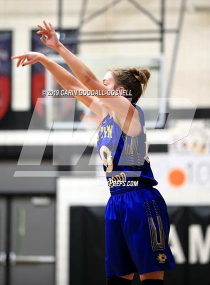 Thumbnail 2 in Eastern Guilford @ Havelock (NCHSAA Round 1 Playoff) photogallery.