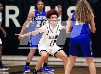 Thumbnail 2 in Eastern Guilford @ Havelock (NCHSAA Round 1 Playoff) photogallery.