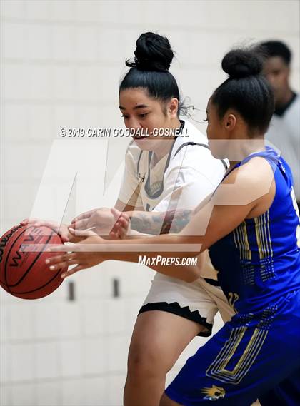 Thumbnail 3 in Eastern Guilford @ Havelock (NCHSAA Round 1 Playoff) photogallery.