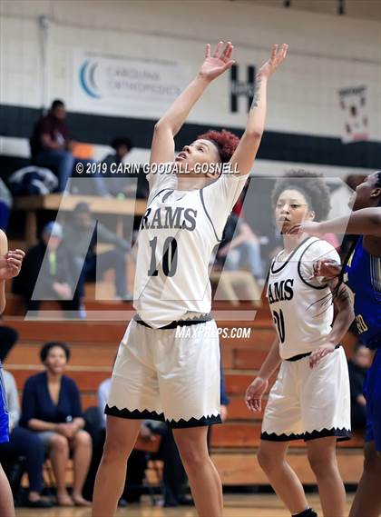 Thumbnail 1 in Eastern Guilford @ Havelock (NCHSAA Round 1 Playoff) photogallery.