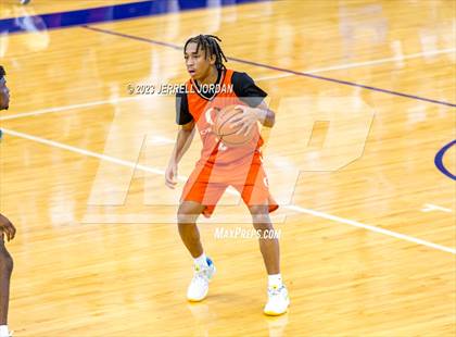 Thumbnail 3 in Northwood vs Orange (John Wall Holiday Invitational) photogallery.