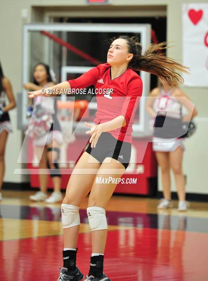 Thumbnail 1 in Goose Creek Memorial vs. Dawson (UIL 6A Area Playoff) photogallery.
