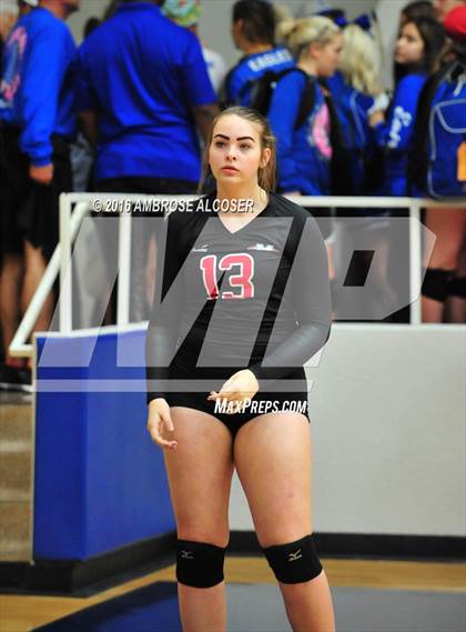 Thumbnail 3 in Goose Creek Memorial vs. Dawson (UIL 6A Area Playoff) photogallery.