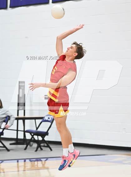 Thumbnail 1 in Seton Catholic @ Northwest Christian photogallery.