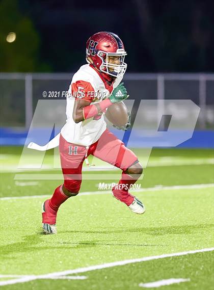 Thumbnail 3 in Sumner vs. Hillsborough (FHSAA 6A Regional Semifinal) photogallery.
