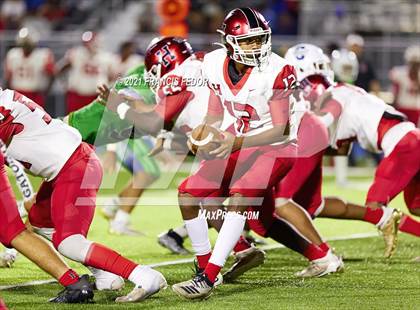 Thumbnail 1 in Sumner vs. Hillsborough (FHSAA 6A Regional Semifinal) photogallery.