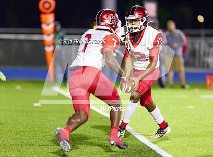 Thumbnail 2 in Sumner vs. Hillsborough (FHSAA 6A Regional Semifinal) photogallery.