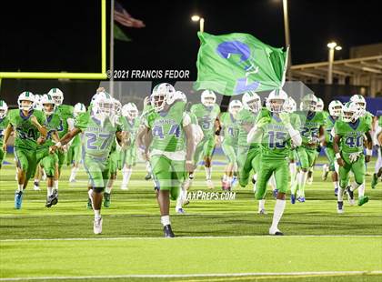 Thumbnail 3 in Sumner vs. Hillsborough (FHSAA 6A Regional Semifinal) photogallery.