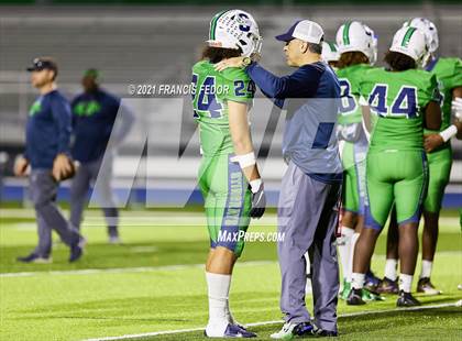 Thumbnail 2 in Sumner vs. Hillsborough (FHSAA 6A Regional Semifinal) photogallery.