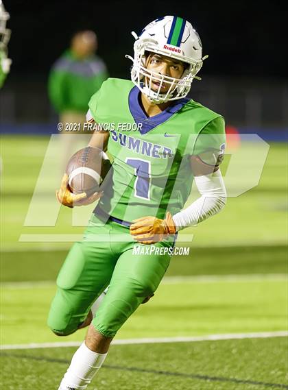 Thumbnail 3 in Sumner vs. Hillsborough (FHSAA 6A Regional Semifinal) photogallery.