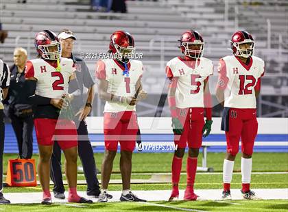 Thumbnail 3 in Sumner vs. Hillsborough (FHSAA 6A Regional Semifinal) photogallery.