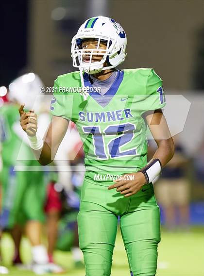 Thumbnail 2 in Sumner vs. Hillsborough (FHSAA 6A Regional Semifinal) photogallery.