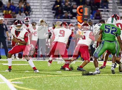 Thumbnail 1 in Sumner vs. Hillsborough (FHSAA 6A Regional Semifinal) photogallery.