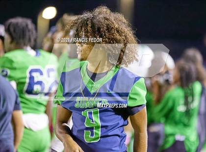 Thumbnail 2 in Sumner vs. Hillsborough (FHSAA 6A Regional Semifinal) photogallery.