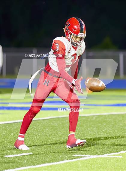 Thumbnail 2 in Sumner vs. Hillsborough (FHSAA 6A Regional Semifinal) photogallery.